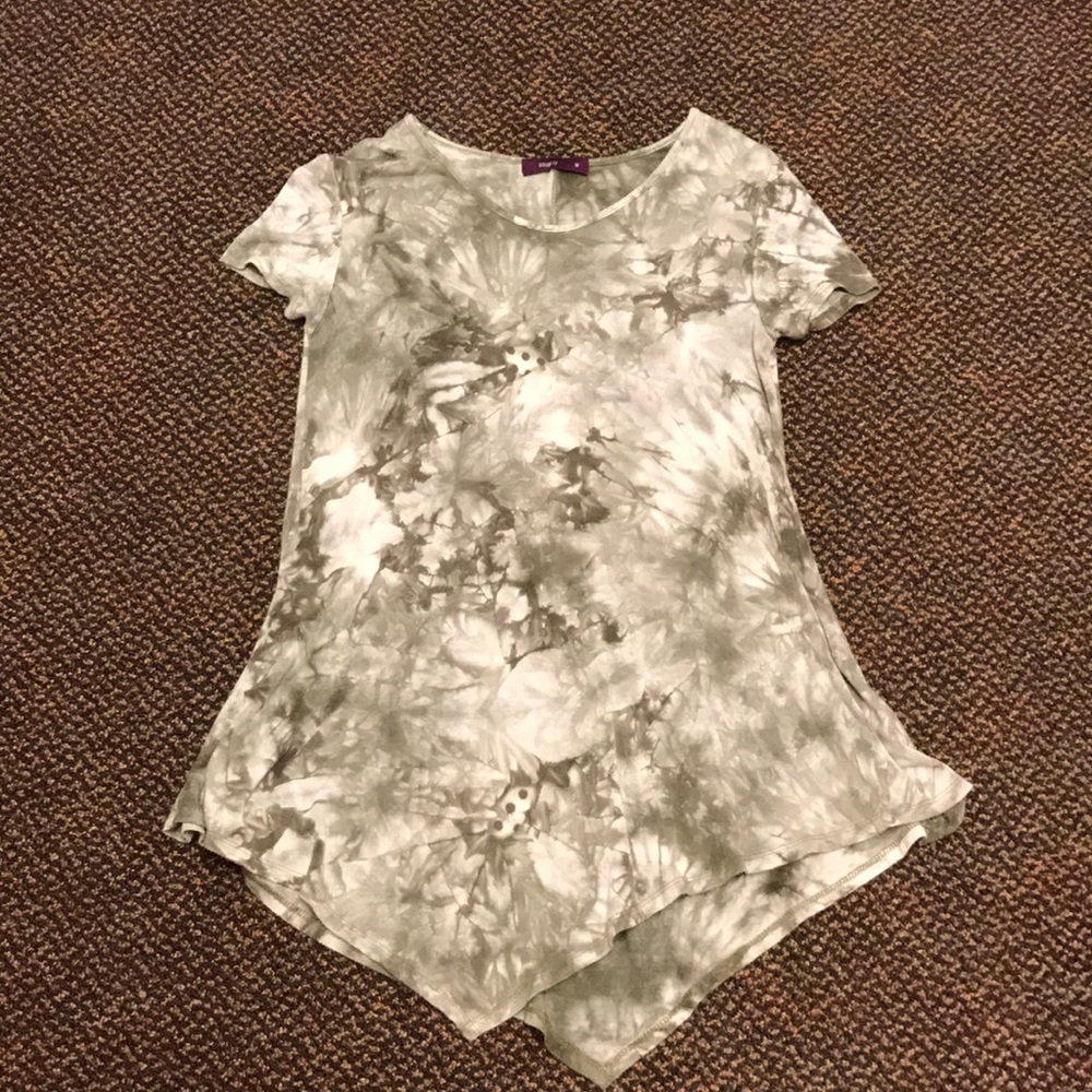 Lightweight short sleeve mini dress